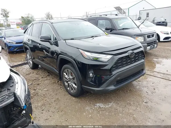 2T3A1RFV2PW352446 — 2023 Toyota RAV4, Задняя часть (Rear), фото до ремонта