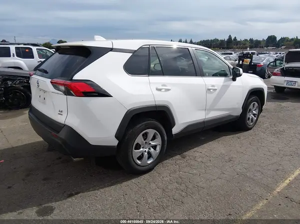 2T3G1RFVXPW348736 — 2023 Toyota RAV4, фото 4 с аукциона IAAI, Передняя часть слева