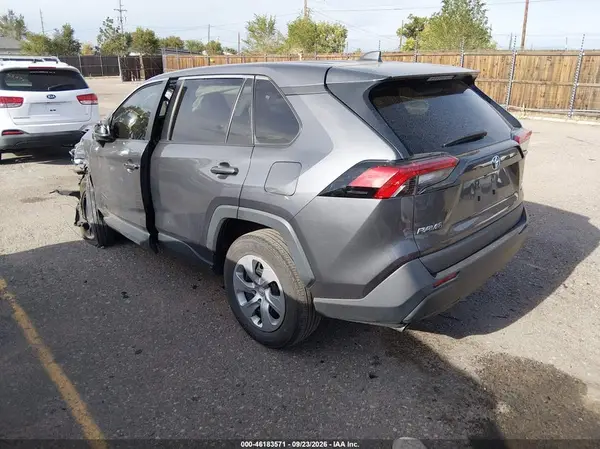 2T3F1RFVXPW358808 — 2023 Toyota RAV4, фото 3 с аукциона IAAI, Передняя часть