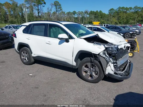 JTMRWRFV1PD205021 — 2023 Toyota RAV4, Передняя часть (Front End), фото до ремонта