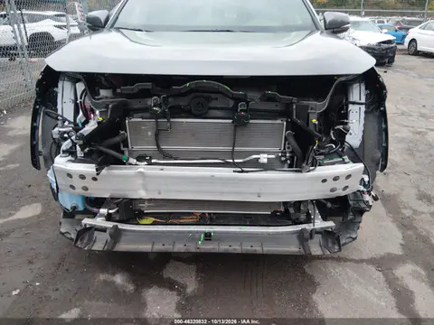 JTMAB3FV0PD131225 — 2023 Toyota RAV4, Передняя часть, фото до ремонта