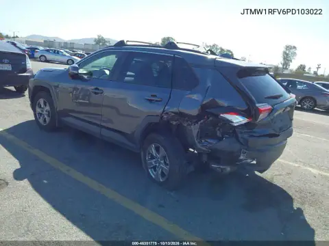 JTMW1RFV6PD103022 — 2023 Toyota RAV4, фото 4 с аукциона IAAI, Передняя и задняя части