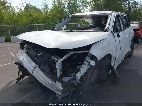 2T3B1RFV2RC446187 — 2024 Toyota RAV4, фото 2 с аукциона IAAI 29.09.2026, Повреждения со всех сторон