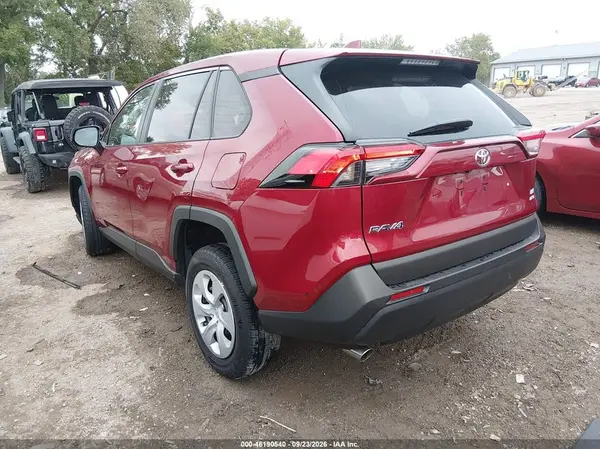 2T3F1RFVXRW460628 — 2024 Toyota RAV4, фото 3 с аукциона IAAI, Правый бок