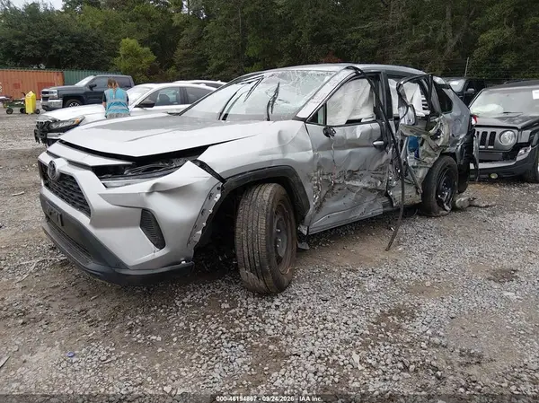 2T3F1RFV6RW429988 — 2024 Toyota RAV4, фото 2 с аукциона IAAI, Повреждения со всех сторон