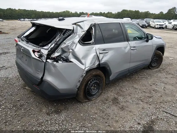 2T3F1RFV6RW429988 — 2024 Toyota RAV4, фото 4 с аукциона IAAI, Повреждения со всех сторон