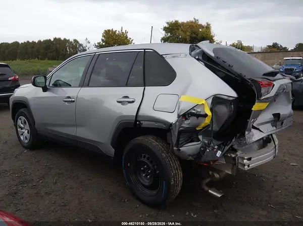 2T3F1RFV2RW461689 — 2024 Toyota RAV4, фото 3 с аукциона IAAI, Задняя часть