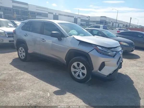 2T3H1RFV7RC269405 — 2024 Toyota RAV4, Передняя часть (Front End), фото до ремонта