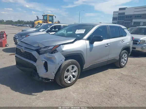 2T3H1RFV7RC269405 — 2024 Toyota RAV4, фото 2 с аукциона IAAI, Передняя часть