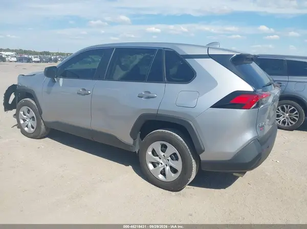 2T3H1RFV7RC269405 — 2024 Toyota RAV4, фото 3 с аукциона IAAI, Передняя часть