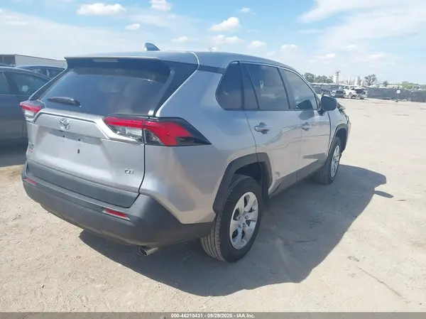 2T3H1RFV7RC269405 — 2024 Toyota RAV4, фото 4 с аукциона IAAI, Передняя часть