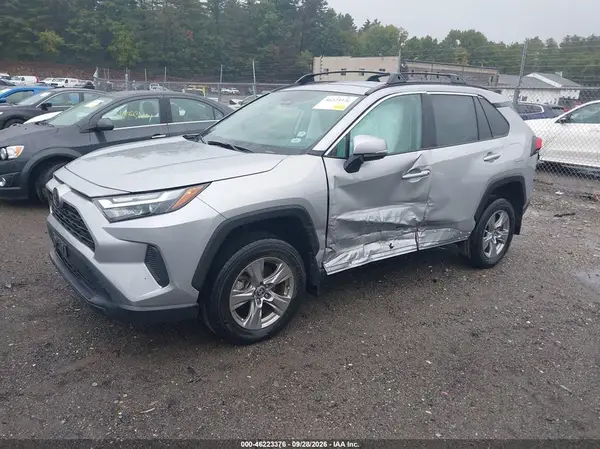 2T3P1RFV0RW448377 — 2024 Toyota RAV4, фото 2 с аукциона IAAI, Левый бок