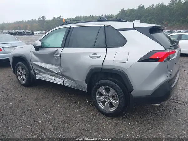 2T3P1RFV0RW448377 — 2024 Toyota RAV4, фото 3 с аукциона IAAI, Левый бок