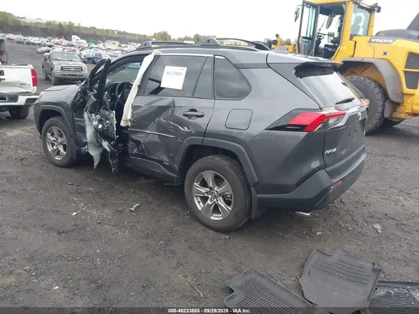 2T3RWRFV9RW248575 — 2024 Toyota RAV4, фото 3 с аукциона IAAI, Левый бок