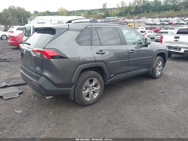 2T3RWRFV9RW248575 — 2024 Toyota RAV4, фото 4 с аукциона IAAI, Левый бок