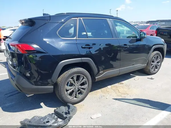 JTMB6RFV5SJ094968 — 2025 Toyota RAV4, фото 4 с аукциона IAAI, Передняя часть