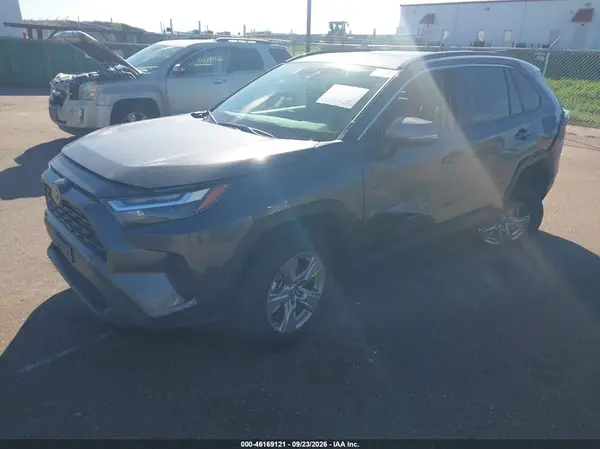 2T3P1RFV9SC509619 — 2025 Toyota RAV4, фото 2 с аукциона IAAI, Левый бок