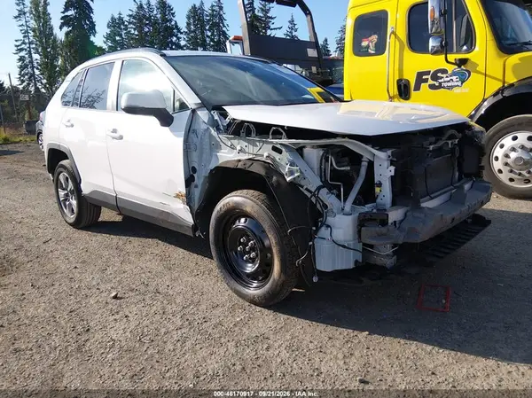 2T3W1RFV0SW388425 — 2025 Toyota RAV4, Передняя часть (Front End), фото до ремонта