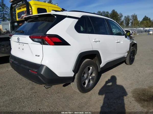 2T3W1RFV0SW388425 — 2025 Toyota RAV4, фото 4 с аукциона IAAI 30.09.2026, Передняя часть
