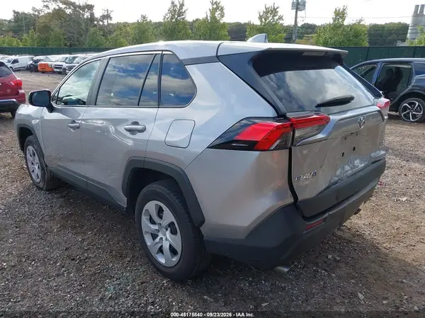 2T3F1RFV9SC515898 — 2025 Toyota RAV4, фото 3 с аукциона IAAI 13.10.2026, Передняя часть