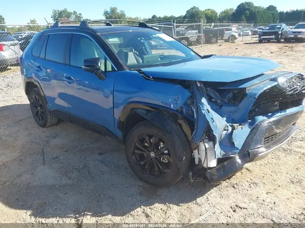2T3E6RFV5SW087968 — 2025 Toyota RAV4, Передняя часть (Front End), фото до ремонта