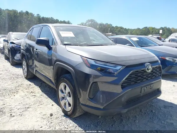 2T3F1RFVXSW549878 — 2025 Toyota RAV4, Правый бок (Right Side), фото до ремонта