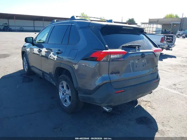 JTMRWRFV5SJ075769 — 2025 Toyota RAV4, фото 3 с аукциона IAAI, Передняя часть