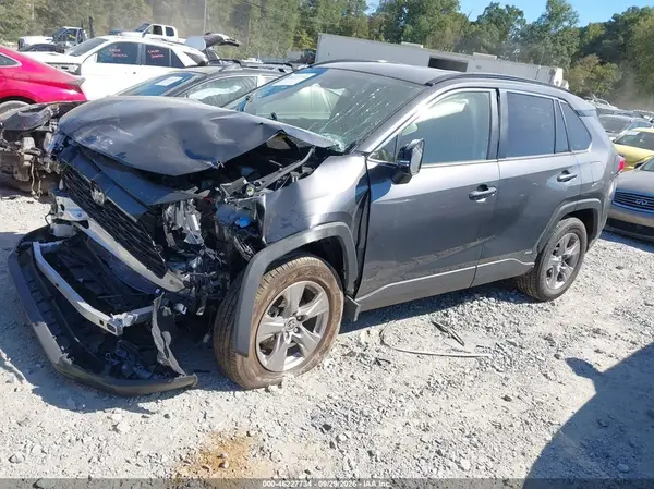 JTMRWRFV8SD340103 — 2025 Toyota RAV4, фото 2 с аукциона IAAI, Передняя часть