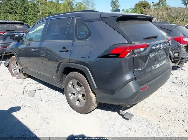 JTMRWRFV8SD340103 — 2025 Toyota RAV4, фото 3 с аукциона IAAI, Передняя часть
