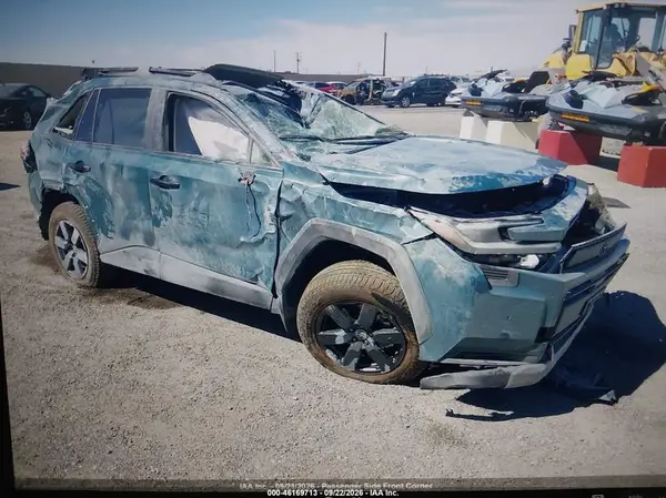 JTM7ERAV5TD004623 — 2026 Toyota RAV4, Опрокидывание (Rollover), фото до ремонта