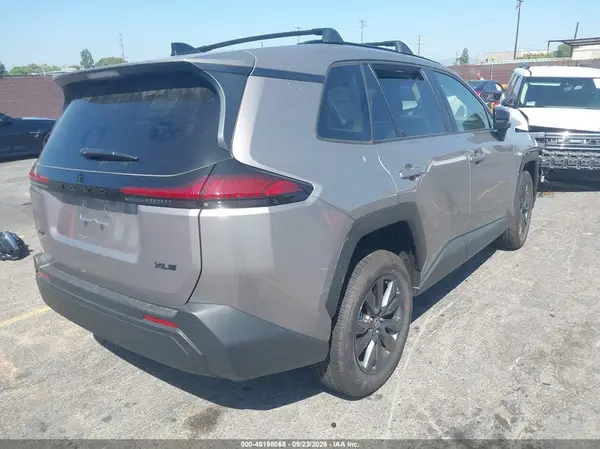 JTM6DRBV0TD321092 — 2026 Toyota RAV4, фото 4 с аукциона IAAI, Передняя часть