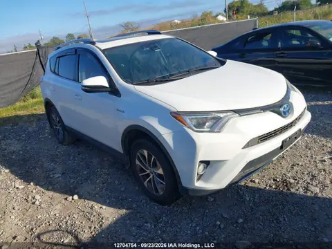 JTMRJREV0JD206085 — 2018 Toyota RAV4 Hybrid LE, Подтопление (Water), фото до ремонта