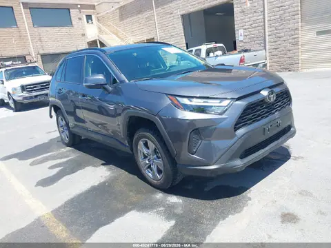 JTMMWRFV2SD294598 — 2025 Toyota RAV4 Hybrid LE, Задняя часть (Rear), фото до ремонта