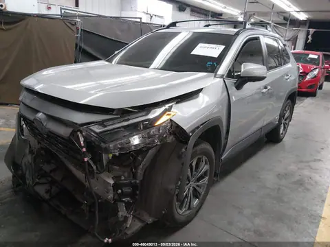 2024 Toyota Rav4 Hybrid Limited VIN JTMD6RFV2RD126874 фото 2