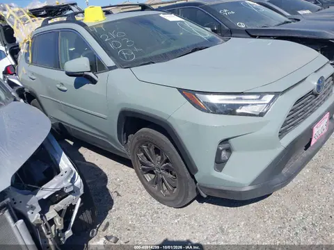 JTMB6RFV2PJ028577 — 2023 Toyota RAV4 Hybrid XLE Premium, Задняя часть (Rear), фото до ремонта