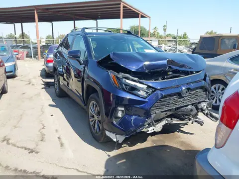 JTMB6RFV2SJ092045 — 2025 Toyota RAV4 Hybrid XLE Premium, Передняя часть (Front End), фото до ремонта