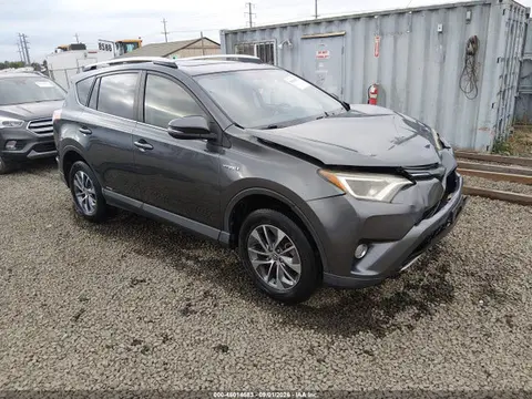 JTMRJREV4GD041179 — 2016 Toyota RAV4 Hybrid XLE, Передняя часть (Front End), фото до ремонта
