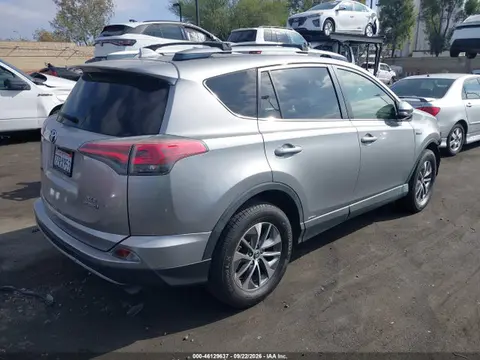 2017 Toyota Rav4 Hybrid Xle VIN JTMRJREV7HD078633 фото 4