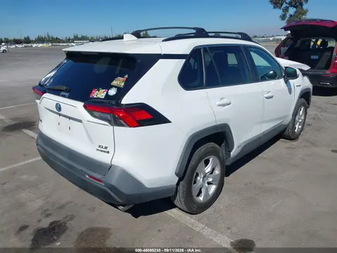 2020 Toyota Rav4 Hybrid Xle VIN 2T3RWRFV7LW053520 фото 4