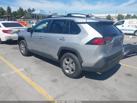 2024 Toyota Rav4 Hybrid Xle VIN 4T3RWRFV6RU127194 фото 3