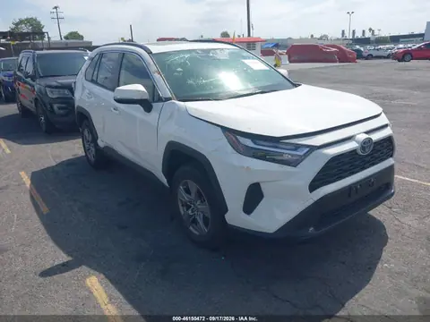 JTMRWRFV1RD215504 — 2024 Toyota RAV4 Hybrid XLE, Задняя часть (Rear), фото до ремонта