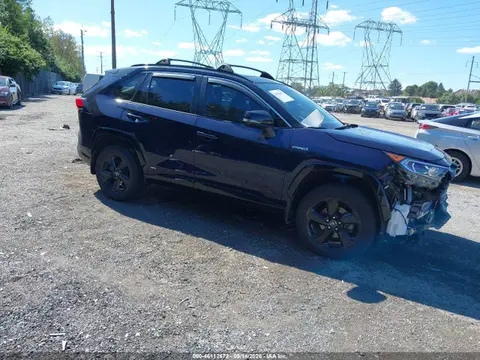 2T3EWRFV1LW074555 — 2020 Toyota RAV4 Hybrid XSE, Передняя часть (Front & Rear), фото до ремонта