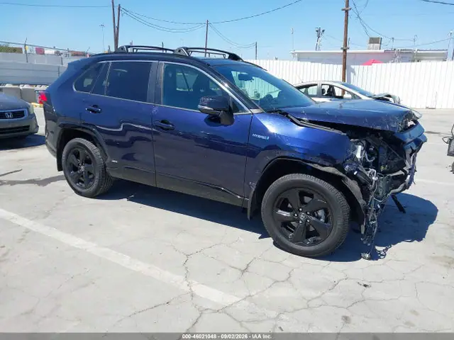2T3E6RFV8MW006884 — 2021 Toyota RAV4 Hybrid XSE, Передняя часть (Front End), фото до ремонта