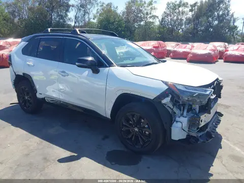 2T3E6RFV2SW086342 — 2025 Toyota RAV4 Hybrid XSE, Передняя часть (Front End), фото до ремонта