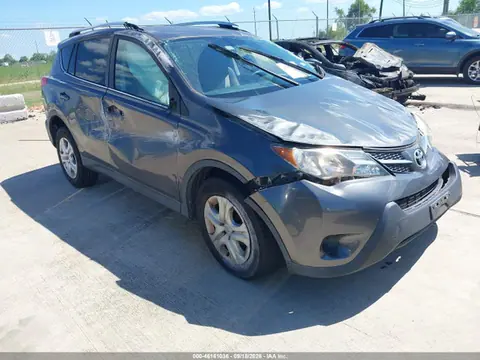 JTMZFREV3EJ000803 — 2014 Toyota RAV4 LE, Передняя часть (Front End), фото до ремонта