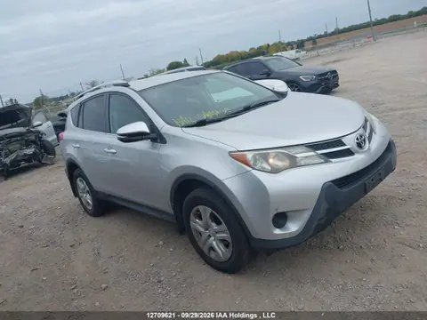 2T3BFREV9FW309521 — 2015 Toyota RAV4 LE, Град (Hail), фото до ремонта