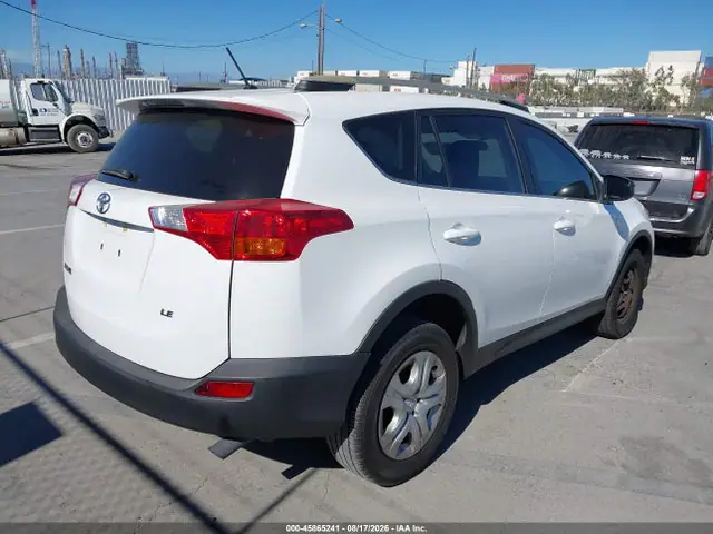 2T3ZFREV5FW177212 — 2015 Toyota RAV4 LE, фото 4 с аукциона IAAI 30.09.2026, Передняя часть слева