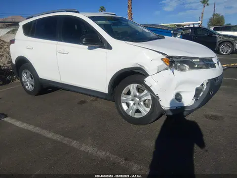 JTMZFREVXFJ056920 — 2015 Toyota RAV4 LE, Передняя часть (Front End), фото до ремонта