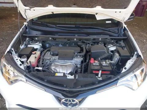 2016 Toyota RAV4 LE VIN JTMZFREV9GJ082751 фото 10