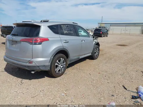 2016 Toyota RAV4 LE VIN 2T3ZFREVXGW284094 фото 4